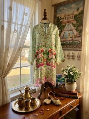 Agha Noor Silk Light Green Pakistani-an  Floral Blouse